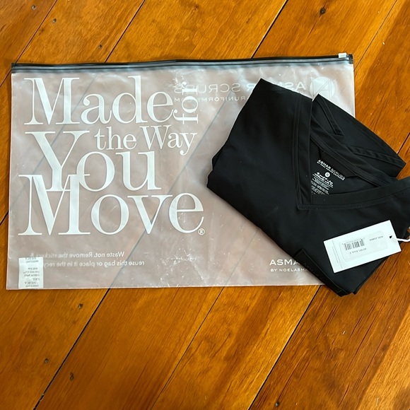 Asmar Scrubs Florence 2 Pocket Scrub Top S - Picture 2 of 3